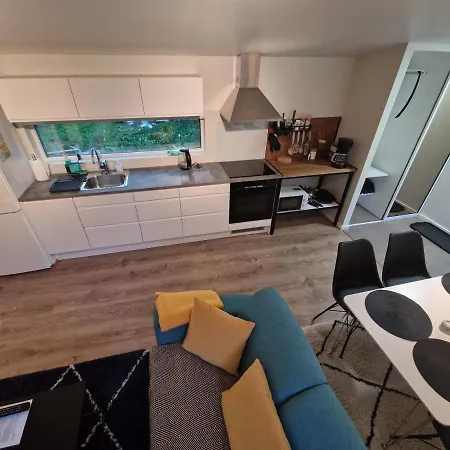 Northern Living 1 With Shared Bathroom