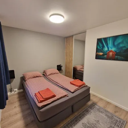 招待所 Northern Living 1 With Shared Bathroom 特罗姆瑟