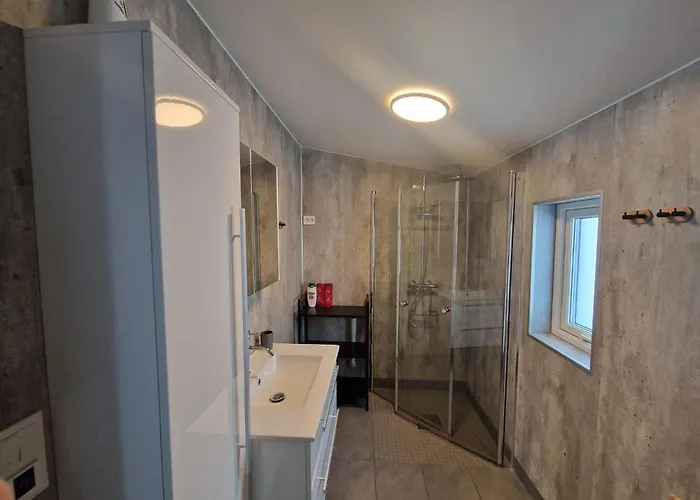 Northern Living 1 With Shared Bathroom Gasthof