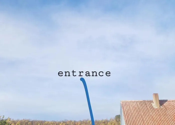 Northern Living 1 With Shared Bathroom Tromsø